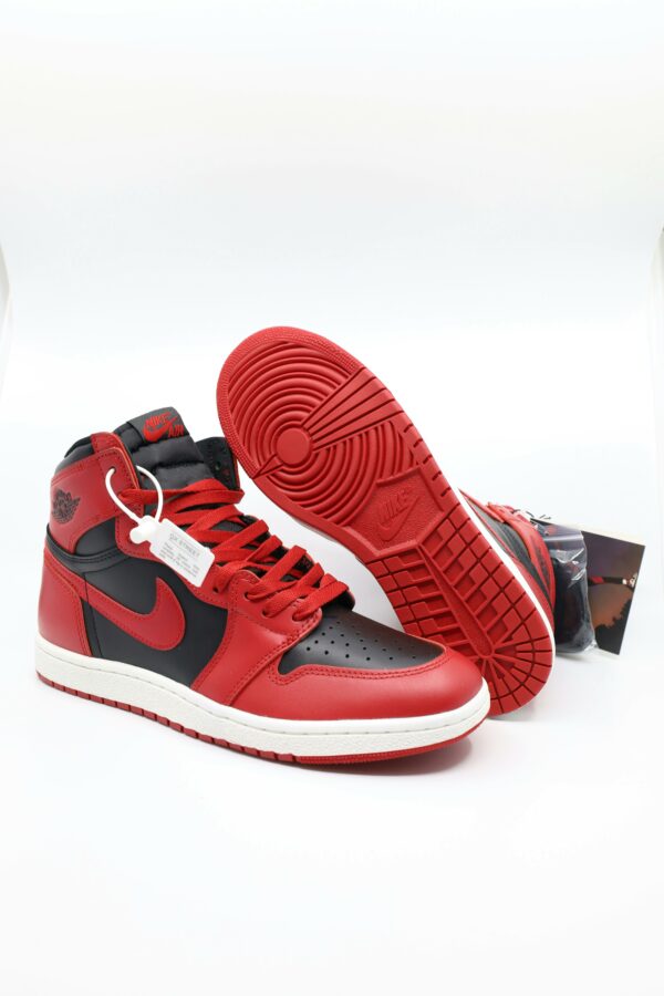 Baskets Nike Air Jordan 1 Retro High OG "Lost & Found Chicago" – Image 2